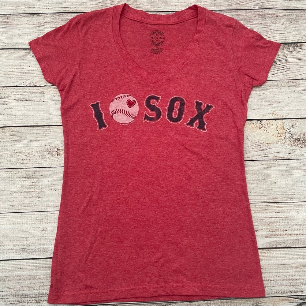 Boston Red Sox Heathered Red Vneck
short Sleeve Women's Tee Size Small Baseball